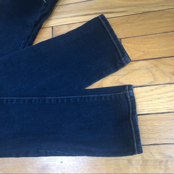 American Eagle dark wash super stretch skinny jeans - Picture 2 of 8